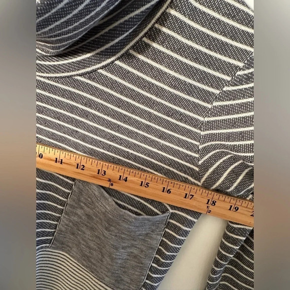 ANTHROPOLOGIE Saturday Sunday Gray Cowl Neck Drawstring Waist Mixed Pattern - Picture 11 of 11